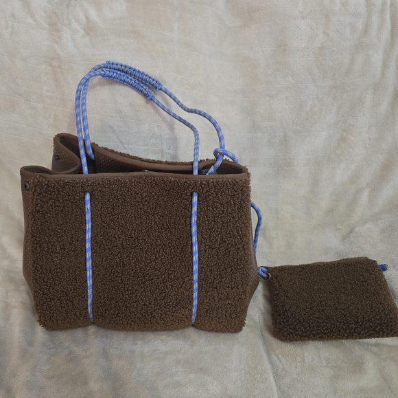 NWOT Anthroplogie Brown Annie Sherpa Tote - Picture 4 of 7